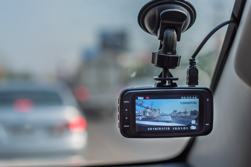 3 Dash Cams to Check Out for Auto Mechanic Training Students