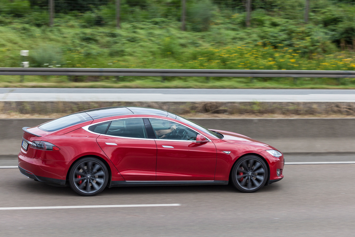 Parts and capabilities from the Tesla Model S might be used for the company’s upcoming semi