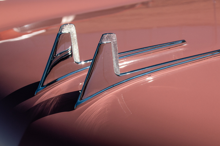 A Look at the Evolution of Hood Ornaments for Students in Auto