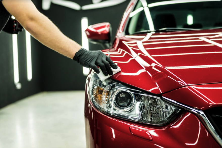 Using Car Polish vs. Car Wax: The Difference Explained for Those