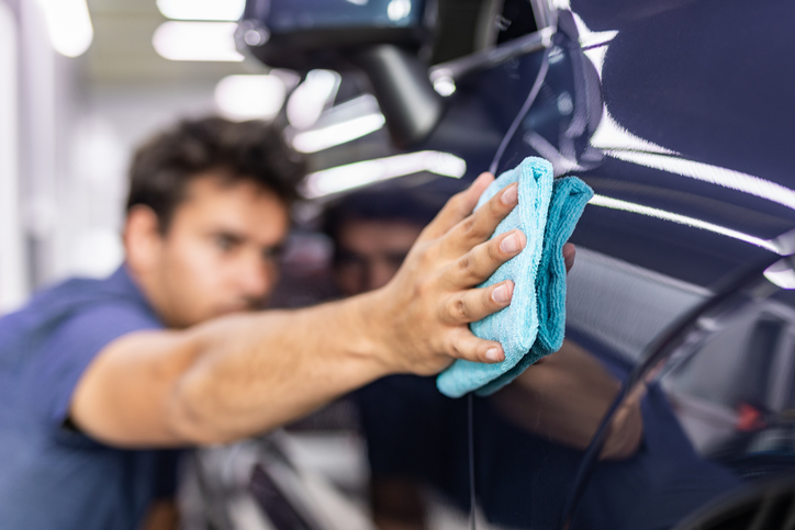 Choosing the Right Detailing Equipment and Professional Auto