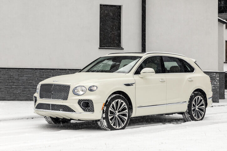 A side view of the Bentley Bentayga, to be explored in auto mechanic training