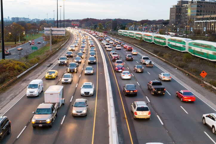 An array of vehicles on an expressway to be explored in hybrid and electrical mechanic training